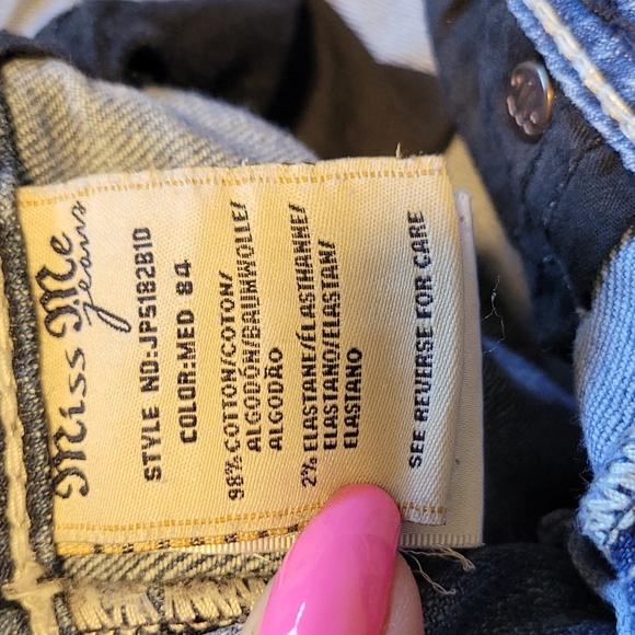 Miss Me Jeans - Picture 7 of 7